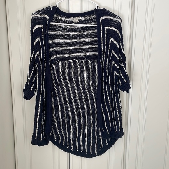 Women’s American Eagle Small Blue Cardigan - Picture 1 of 2